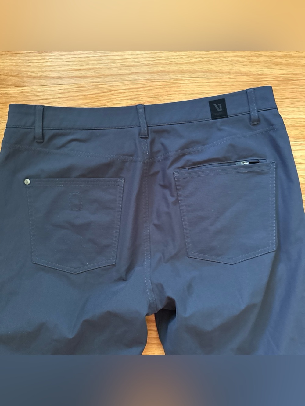 Vuori Meta Pants - 35 waist , 28 inseam, missing the size tag - Picture 5 of 9